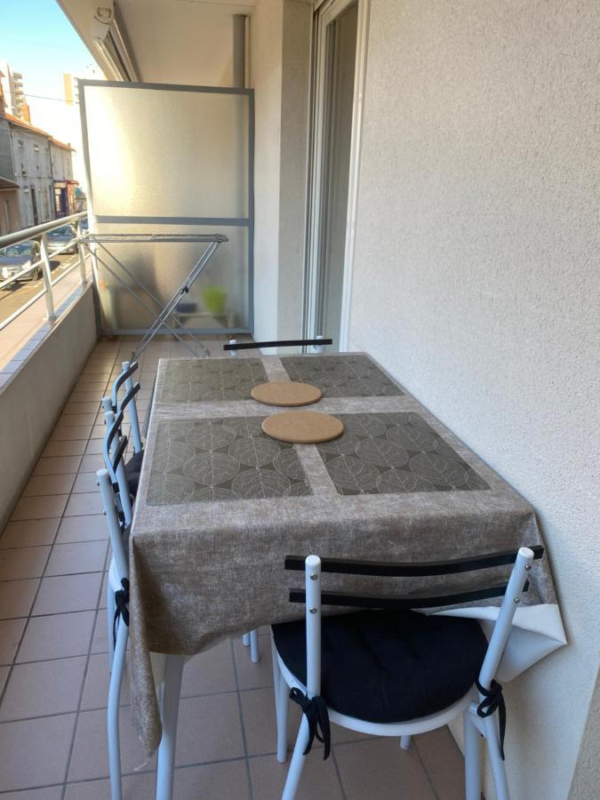 Parking Prive Gratuit, Balcon, 2 Chambres Clermont-Ferrand Esterno foto