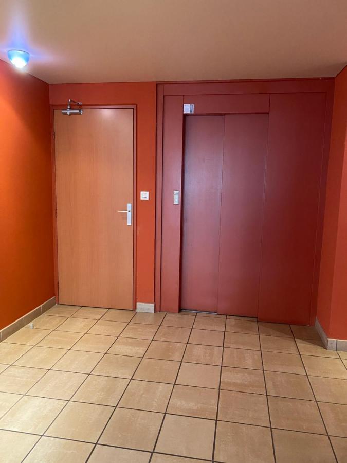 Parking Prive Gratuit, Balcon, 2 Chambres Clermont-Ferrand Esterno foto