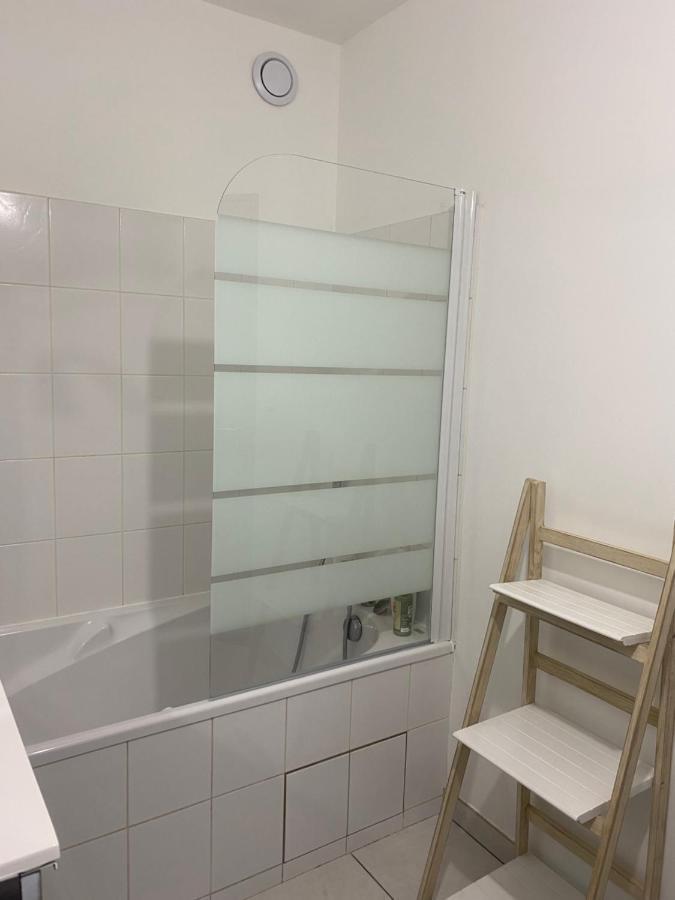 Parking Prive Gratuit, Balcon, 2 Chambres Clermont-Ferrand Esterno foto