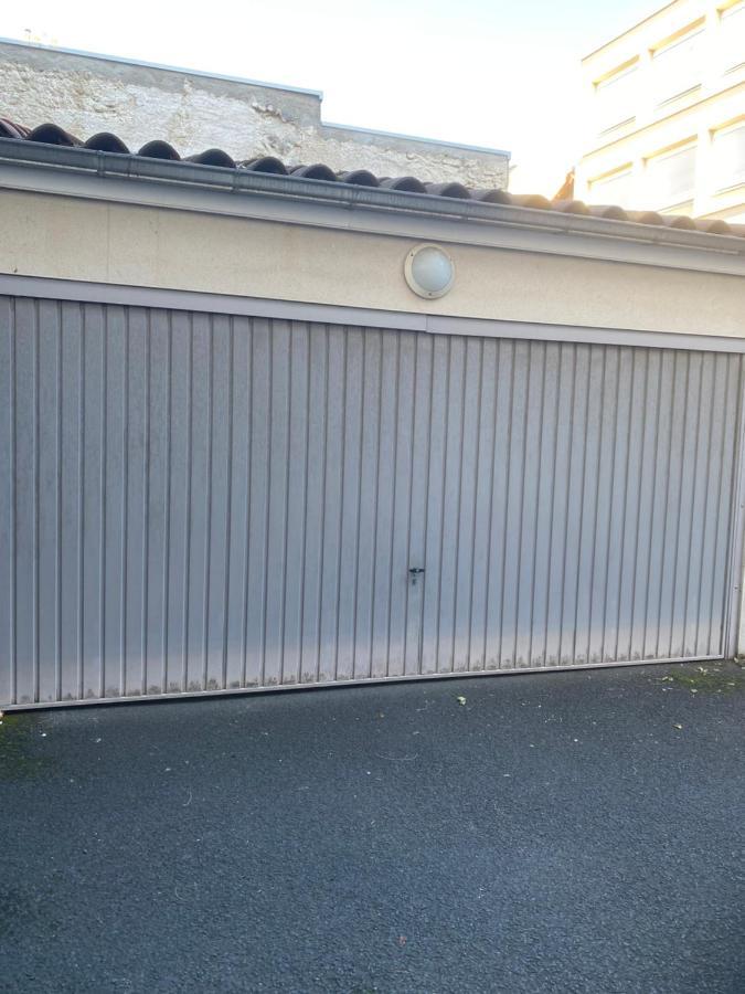 Parking Prive Gratuit, Balcon, 2 Chambres Clermont-Ferrand Esterno foto