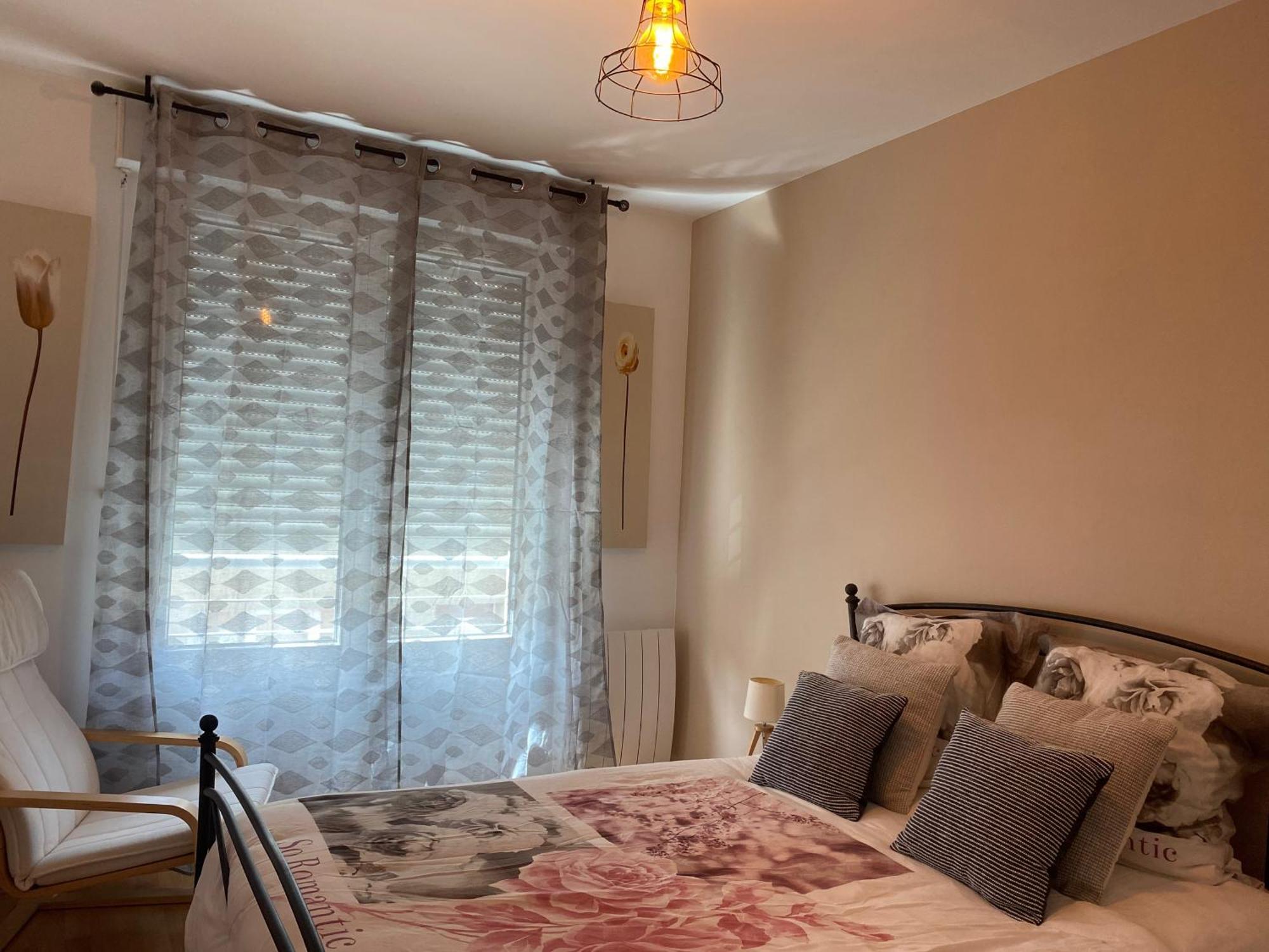 Parking Prive Gratuit, Balcon, 2 Chambres Clermont-Ferrand Esterno foto