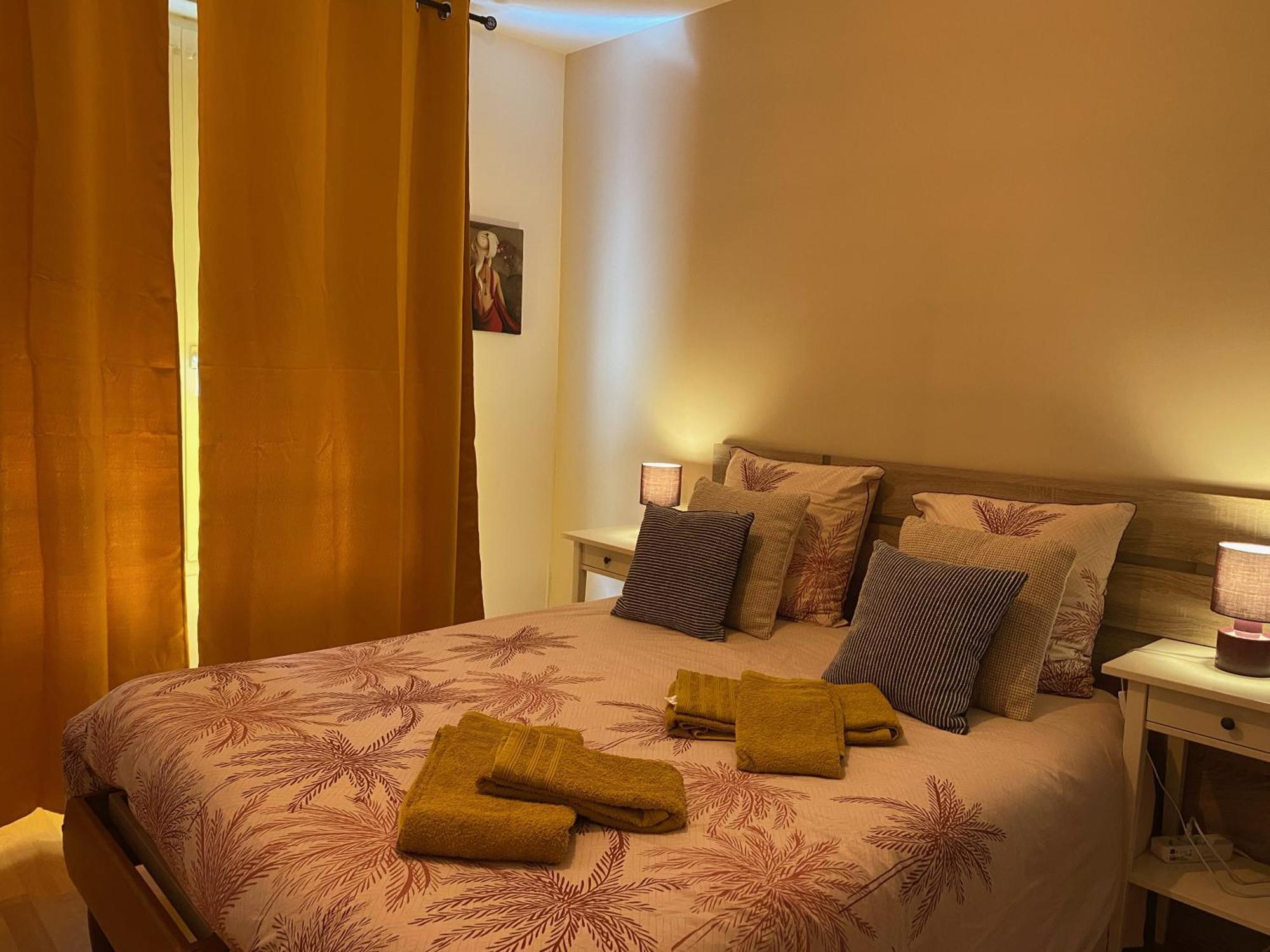 Parking Prive Gratuit, Balcon, 2 Chambres Clermont-Ferrand Esterno foto