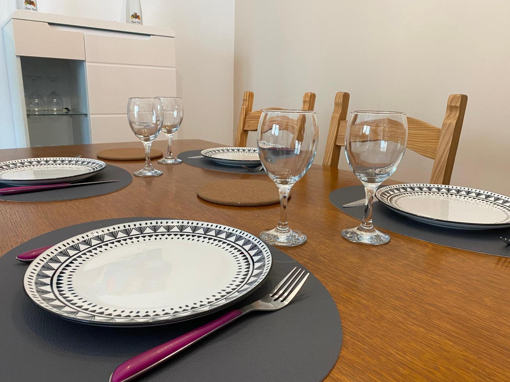 Parking Prive Gratuit, Balcon, 2 Chambres Clermont-Ferrand Esterno foto